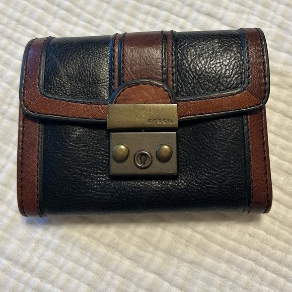 Fossil leather wallet - Picture 1 of 14